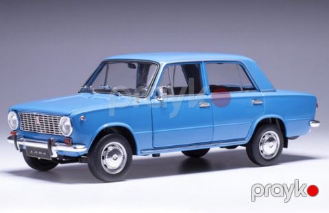 Lada (VAZ) 2101 1:18 İXO modeli — Bakı