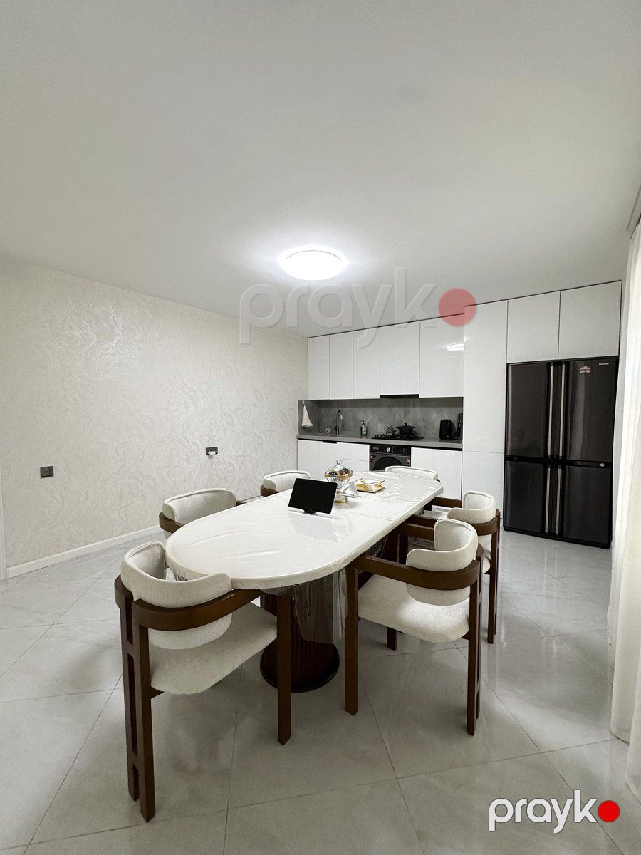 Satılır 6 otaqlı həyət evi/bağ evi 300 m² — Ev, villa, Bakı (6)