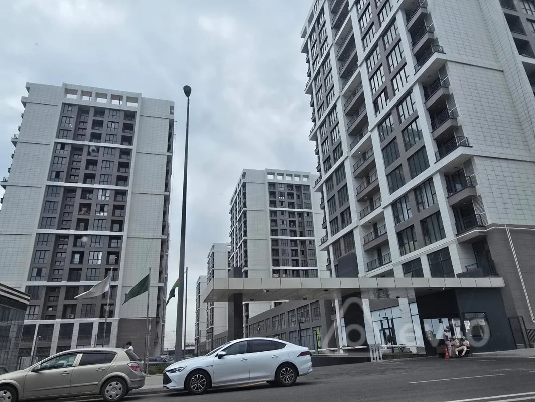 4 otaqlı mənzil, 172.4 m², Xəlil Rza Ulutürk — Mənzil, Bakı (2)