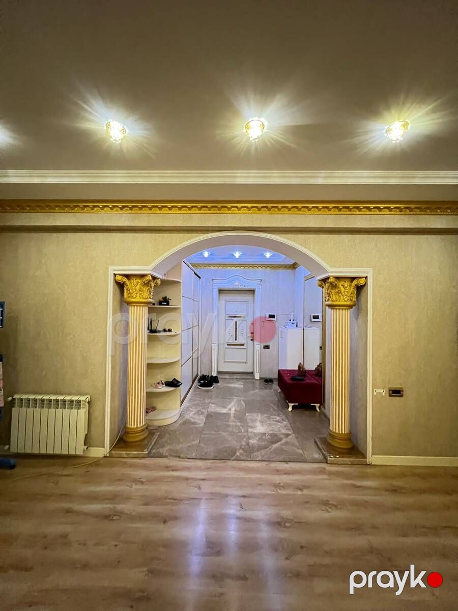 Satılır 4 otaqlı yeni tikili 265 m² — Mənzil, Bakı (7)