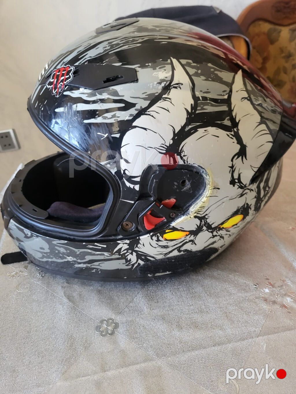 Motosiklet kaskı – Gıke markası, tam üz tipli. - Rəng və dizayn — Motosiklet geyimi, Masazır (3)