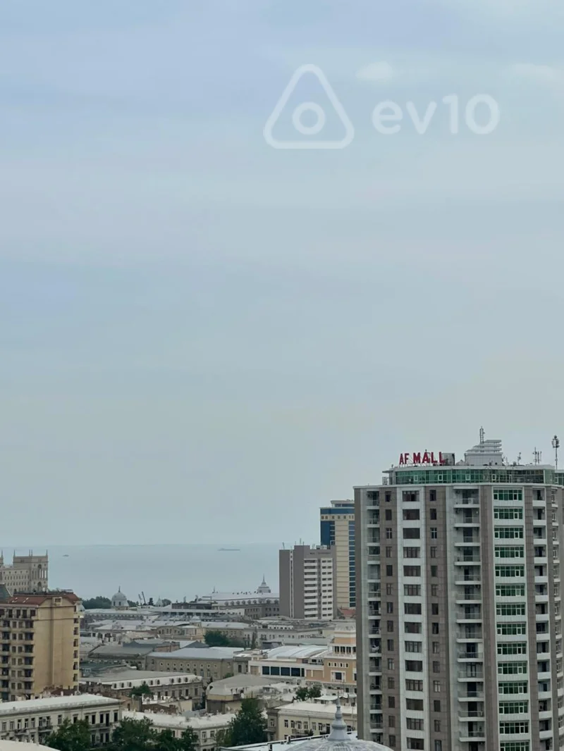 4 otaqlı mənzil, 229 m², M.Qardaşları küç — Mənzil, Bakı (2)