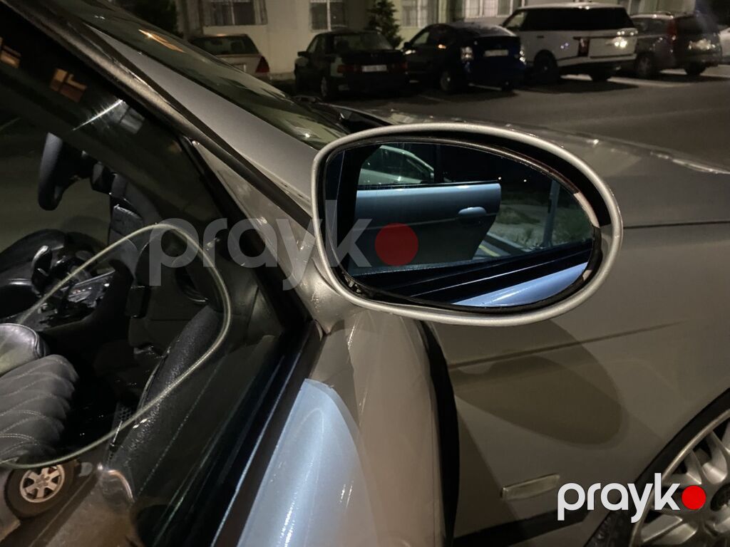 BMW 5 Series E39 sedan – gümüşü rəngli, 4 qapılı. Yaxşı vəziyyətdədir 09-CA-915 — Avtomobillər, Bakı (9)