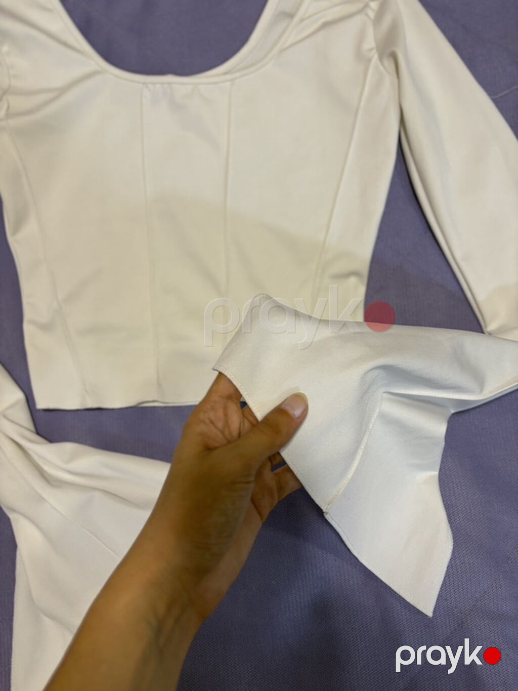 Ağ rəngli qadın topu - Model: uzunqol, qısabad (crop) top - Dizayn — Futbolka və polo, Bakı (2)