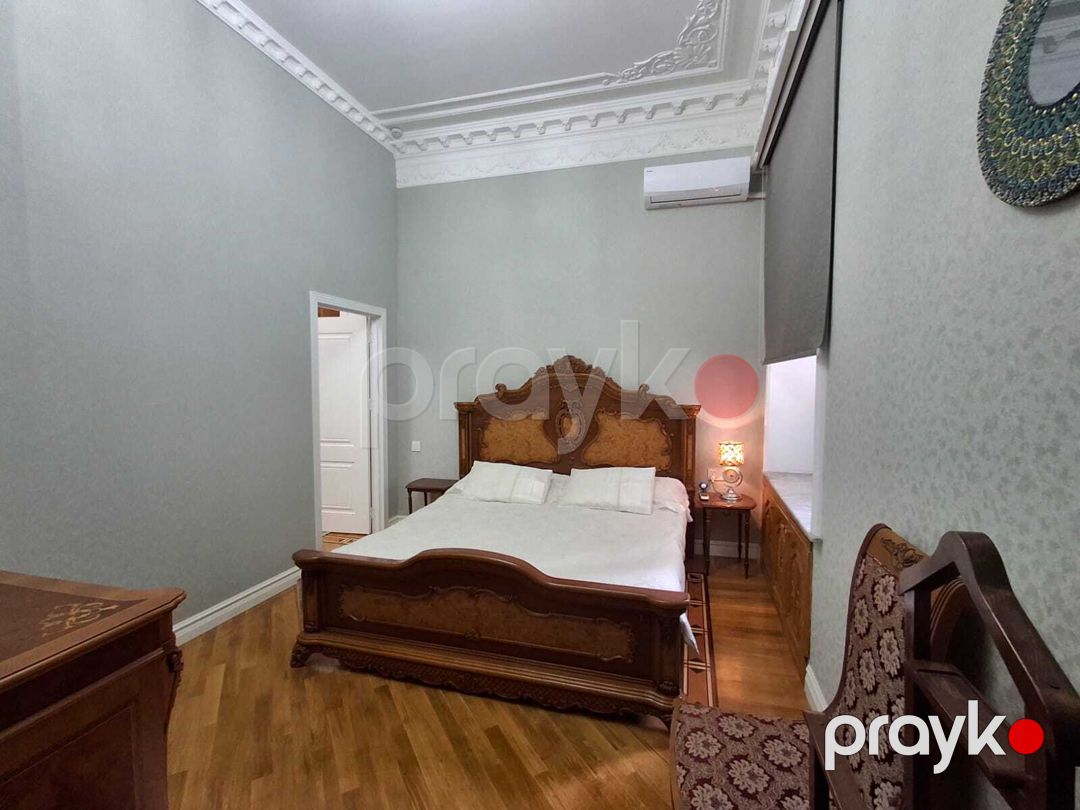 Satılır 5 otaqlı köhnə tikili 150 m² — Mənzil, Bakı (12)