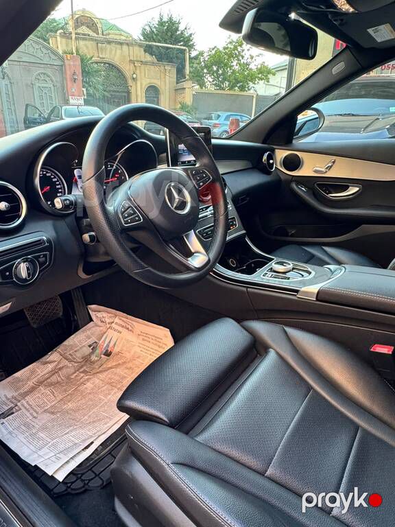 Mercedes C 300, 2.0 L, 2018 il, 63 940 km — Avtomobillər, Bakı (12)