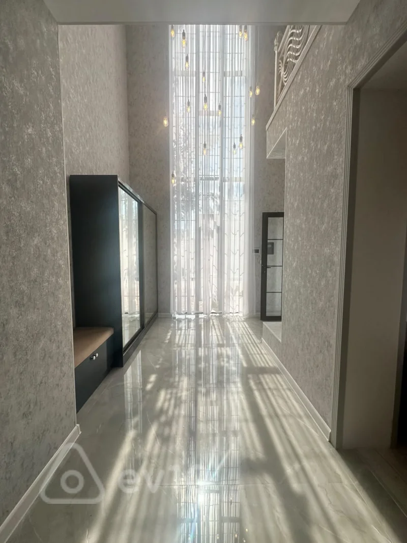 7 otaqlı həyət evi, 315 m², Şüvəlan qəsəbəsi — Ev, villa, Bakı (12)
