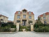Satılır 8 otaqlı həyət evi/bağ evi 360 m² — Ceyhun