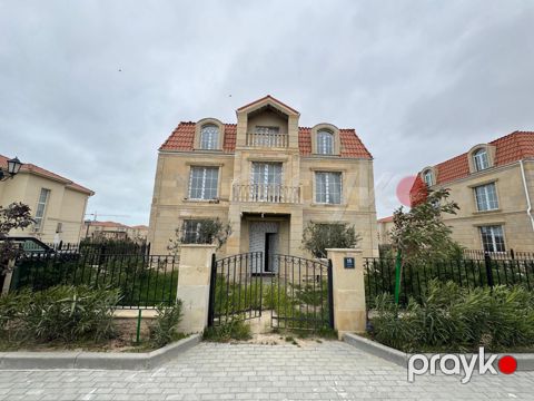 Satılır 8 otaqlı həyət evi/bağ evi 360 m² — Bakı