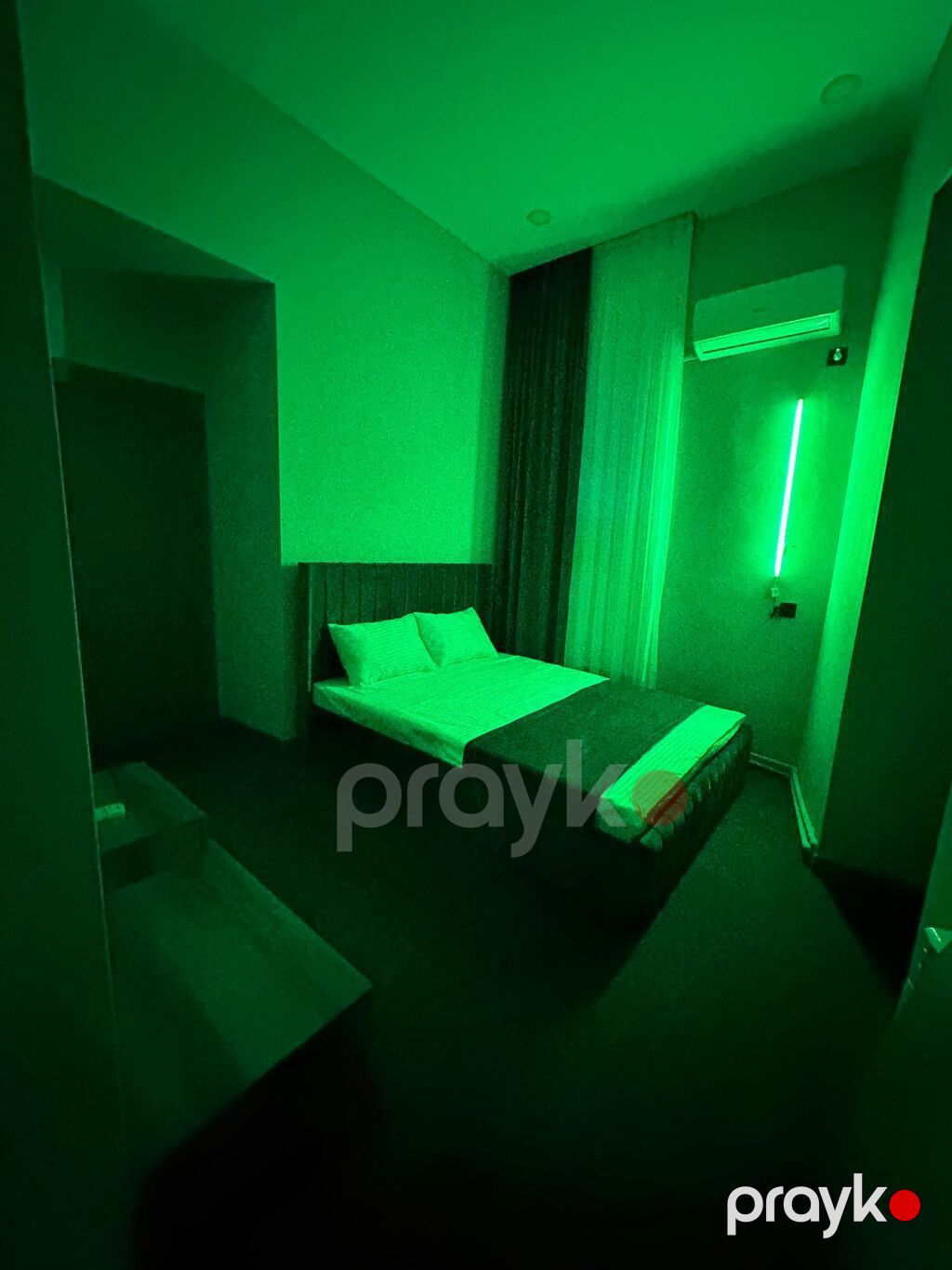 Otel rahat və müasir dizaynlı otaqlardan ibarətdir. Təmizliyə və — Mənzil, Bakı (9)
