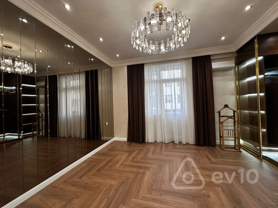 4 otaqlı mənzil, 210 m², Natiq Əliyev küçəsi — Mənzil, Bakı (7)