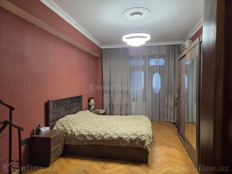 Satılır 3 otaqlı Mənzil Yeni tikili 100 m² Bakı, Yasamal r., İnşaatçılar m — Mənzil, Bakı (5)