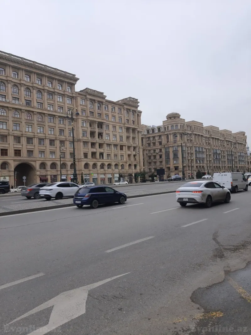 Satılır 6 otaqlı Mənzil Yeni tikili 250 m² Bakı, Nərimanov r., Nəriman Nərimanov m — Mənzil, Bakı (2)