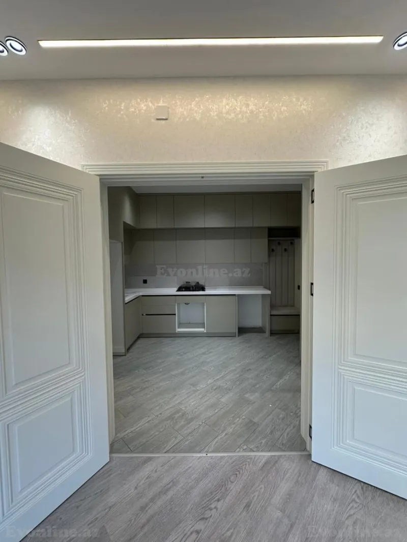 Satılır 4 otaqlı Mənzil Yeni tikili 80 m² Bakı, Xətai r., Həzi Aslanov m — Mənzil, Bakı (5)