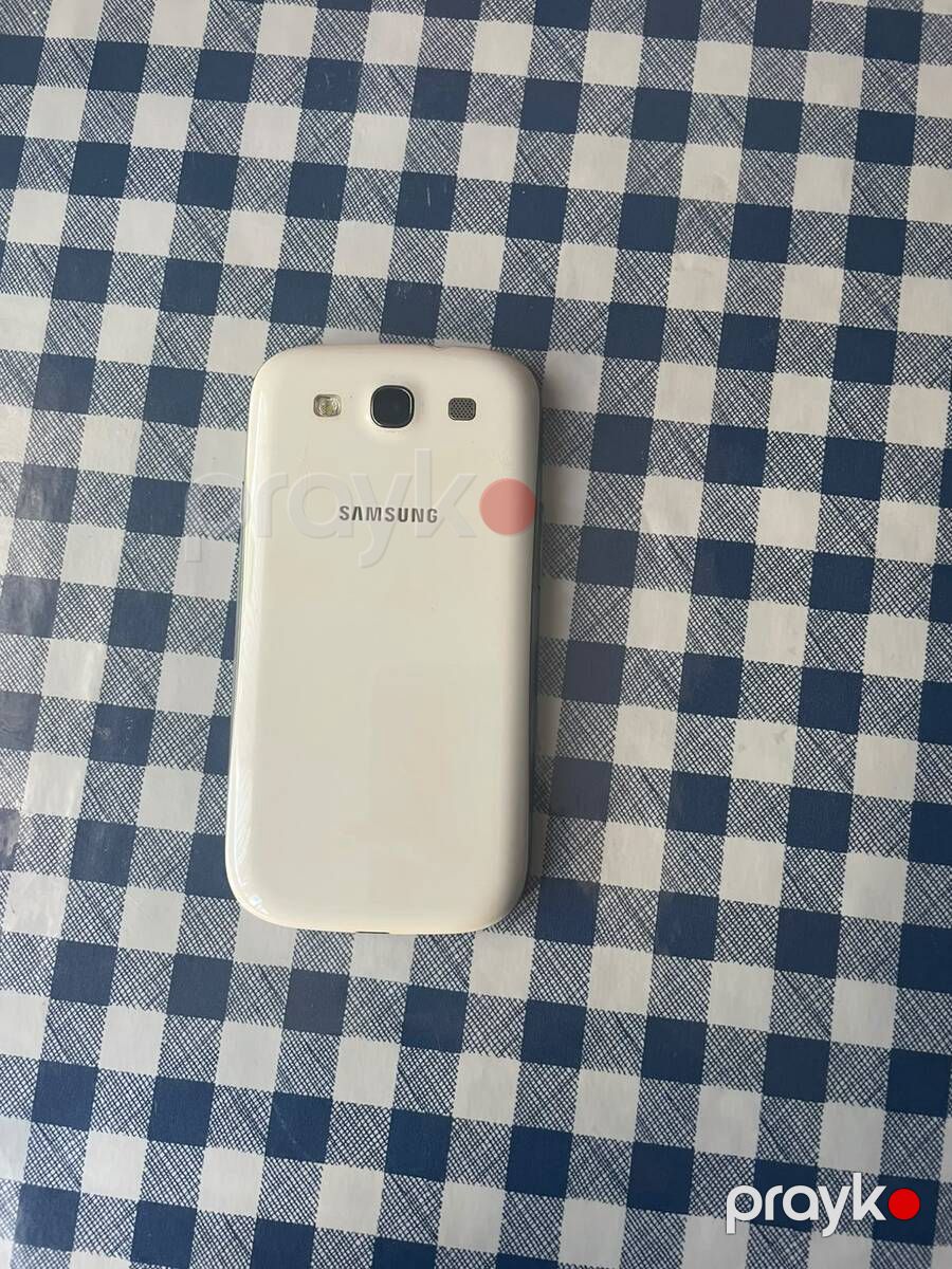 Samsung Galaxy S3 Marble white 16GB/1GB — Smartfonlar, Bakı (2)