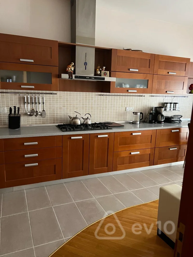 4 otaqlı mənzil, 170 m², Türkiyə Səfirliyinin yaxınlığı — kirayə — Mənzil, Bakı (8)