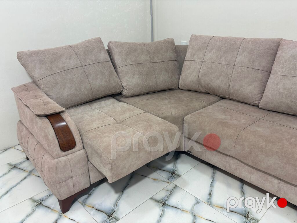 Künc divan 1 ildir alınıb fabrik malidir.Acilan ve bazali Qiymet 550 — Digər, Bakı (4)