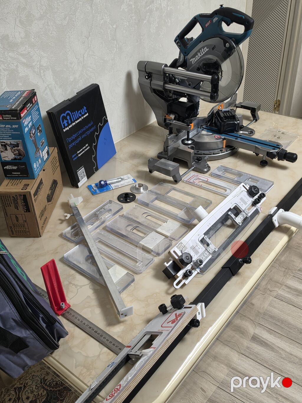 Makita XGT 40V Max akkumulyatorlu sürüşdürülə bilən gön dərəcəli — Testerler və labirintlər, Digah (8)