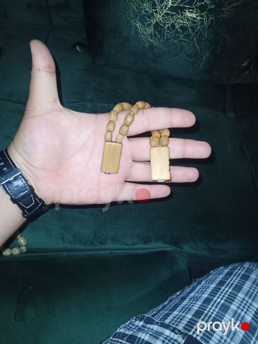 Salam herkese 2 li qəhvəyi olan 15manat ya barutdandir yada zeytin — Uca bilərziklər, Masazır (5)