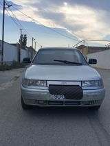 Lada 110 (VAZ 2110) sedan – gümüşü rəng Xüsusiyyətlər: - Kuzov: 4 — Avtomobillər