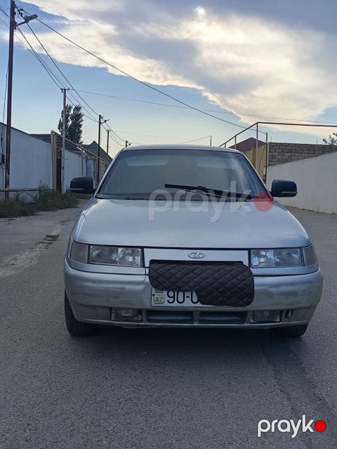 Lada 110 (VAZ 2110) sedan – gümüşü rəng Xüsusiyyətlər: - Kuzov: 4 — Bakı