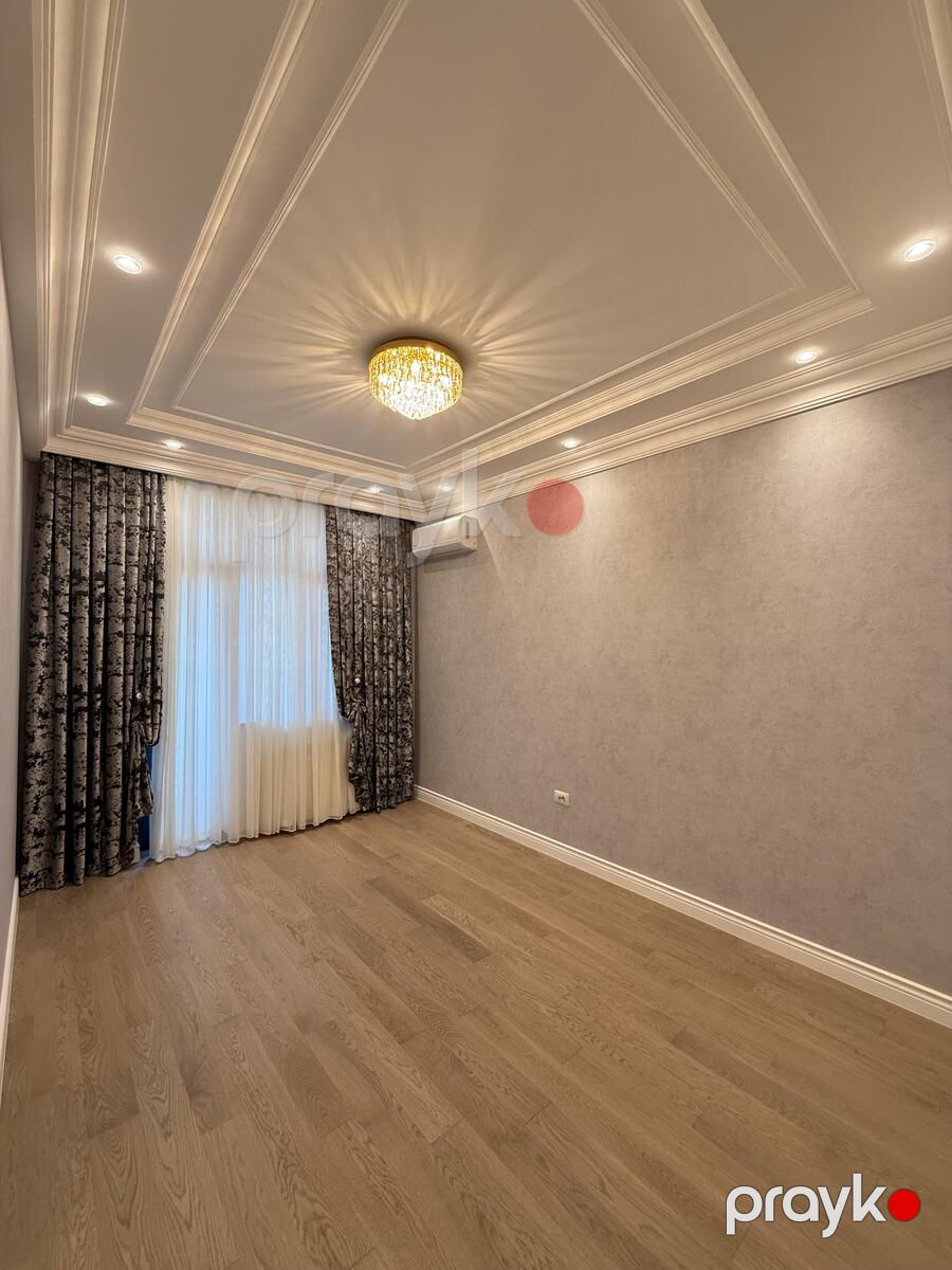 Satılır 4 otaqlı yeni tikili 206 m² — Mənzil, Bakı (2)