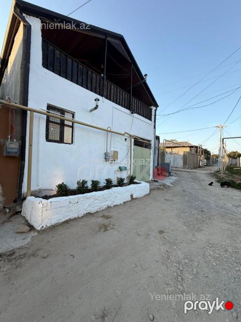 Satılır 1 otaqlı Həyət evi / Villa, 200 m², Suraxanı rayonu — Bakı