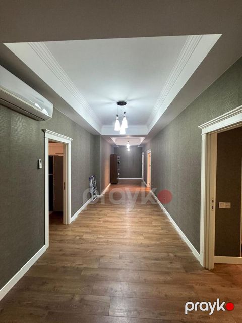 İcarəyə verilir 4 otaqlı yeni tikili 150 m² — Bakı