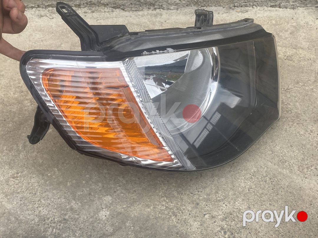 Mitsubishi L200 ön sağ farası — Ehtiyat hissələri və aksesuarlar, Gəncə (2)