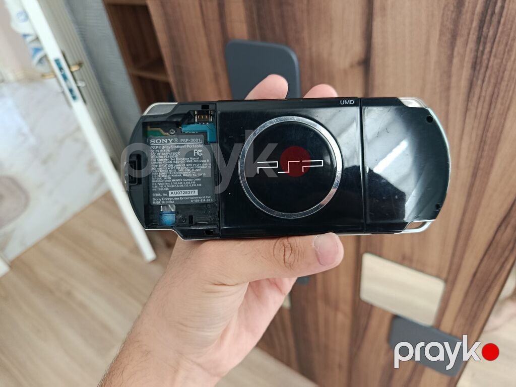 Sony PSP-3001 əl oyun konsolu,sadəcə ekran xarabdır, ana plata işlək — Portativ oyun konsoləri, Bakı (3)
