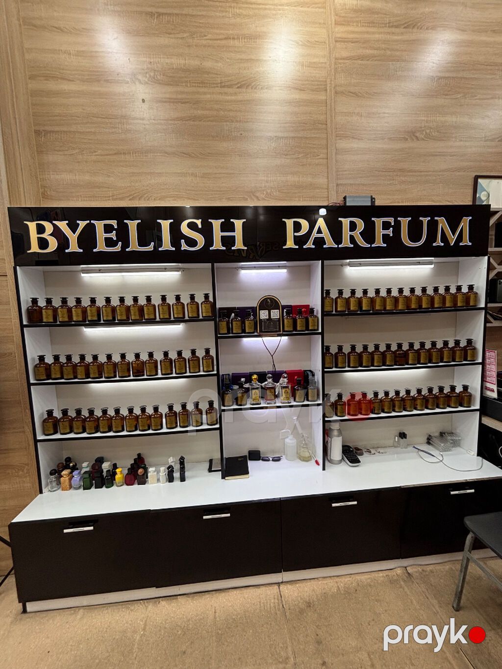 Vıtrın Icareye Verılır Hazır Bıznes Elvinwahin kohne yeri magazaya 9 — Əmlak, Bakı (2)