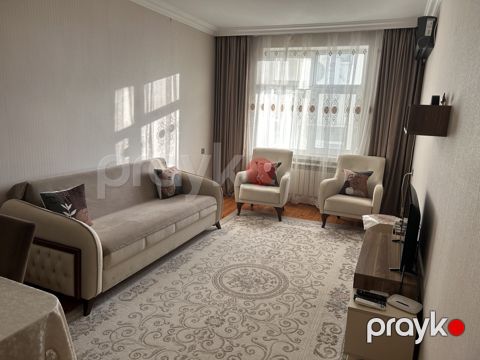 Satılır 3 otaqlı köhnə tikili 63 m² — Bakı