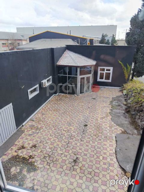 Satılır obyekt 661 m² — Bakı