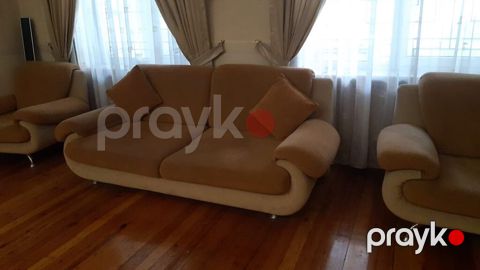 İşlənmiş, Divan, Divan, Bazasız, Açılan — Bakı