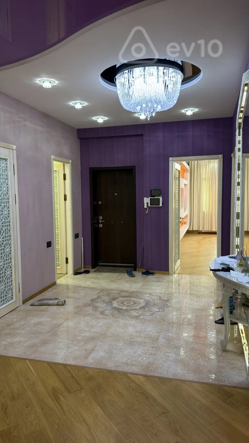 4 otaqlı mənzil, 185 m², möhsün sənani — Bakı