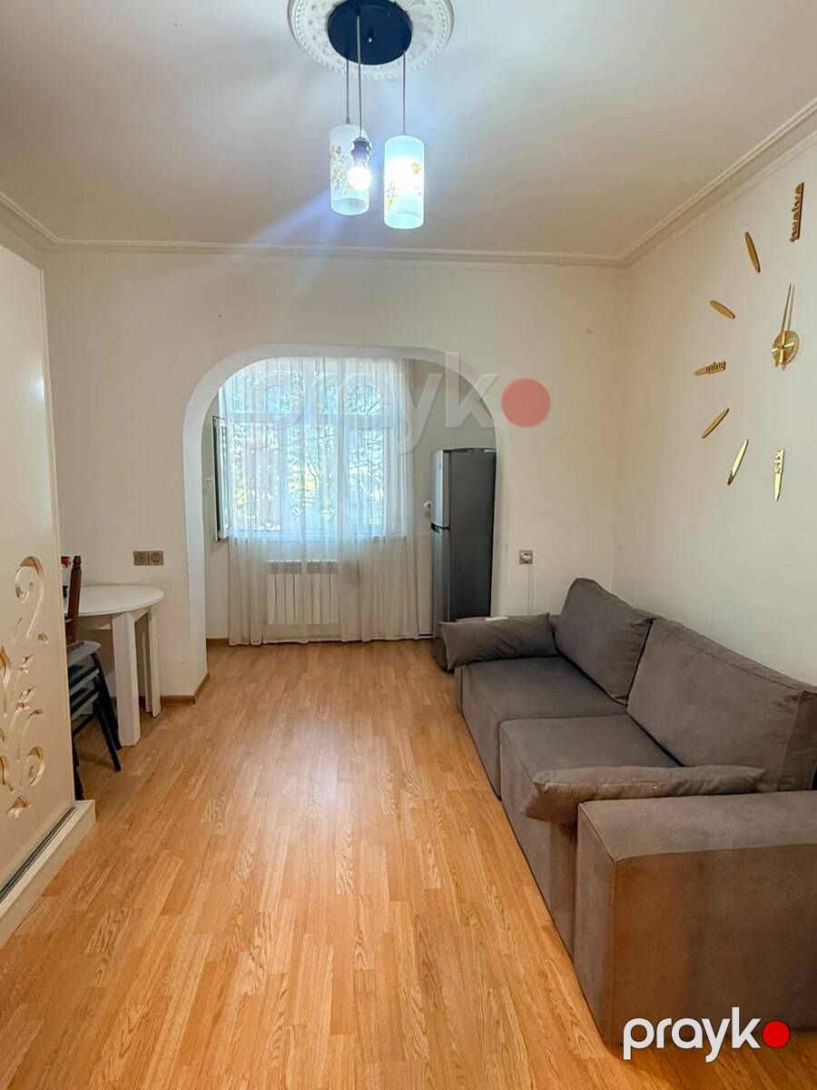 Satılır 1 otaqlı köhnə tikili 35 m² — Mənzil, Bakı (2)