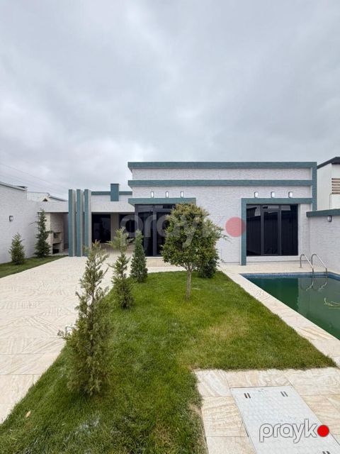 Satılır 4 otaqlı həyət evi/bağ evi 170 m² — Bakı