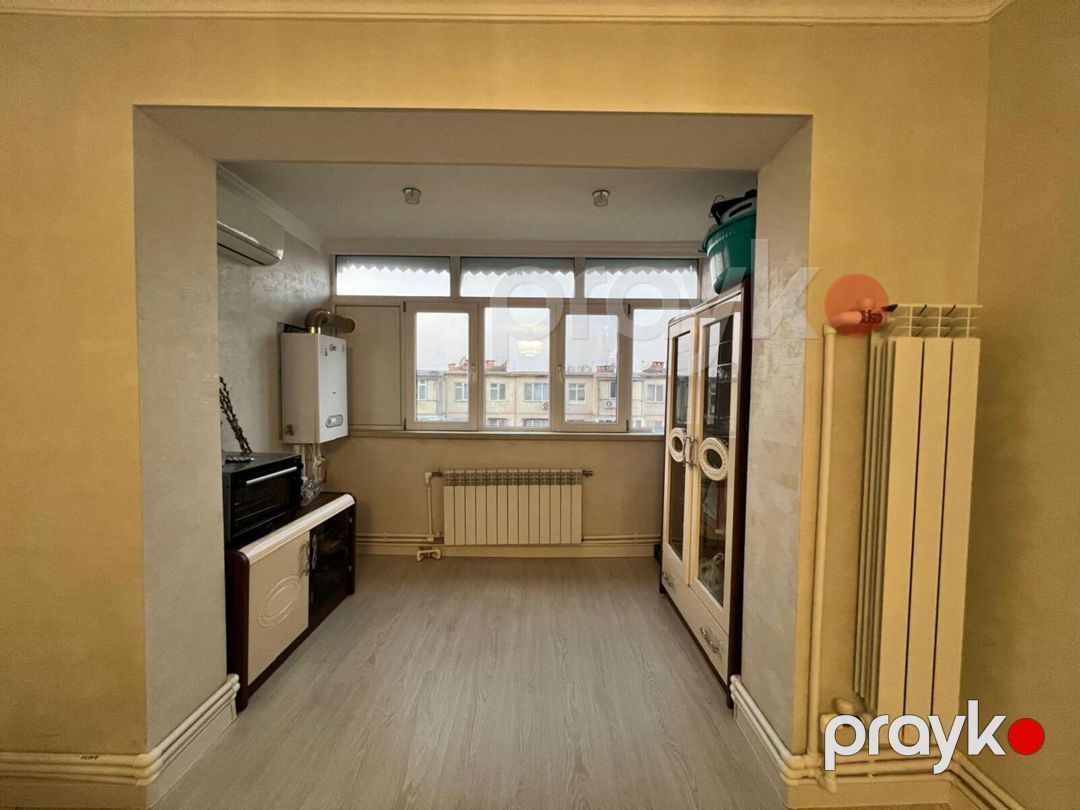 Satılır 3 otaqlı köhnə tikili 75 m² — Mənzil, Bakı (2)