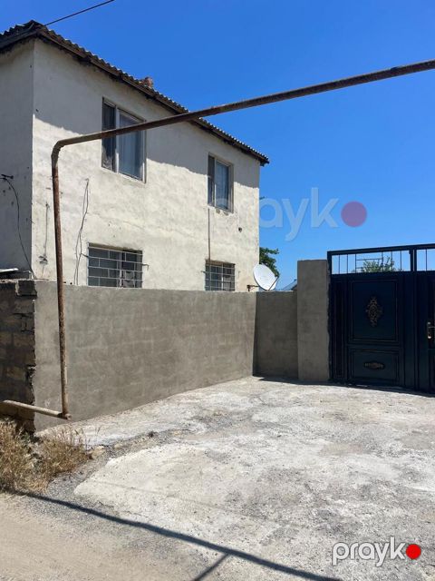 Satılır 5 otaqlı həyət evi/bağ evi 220 m² — Bakı