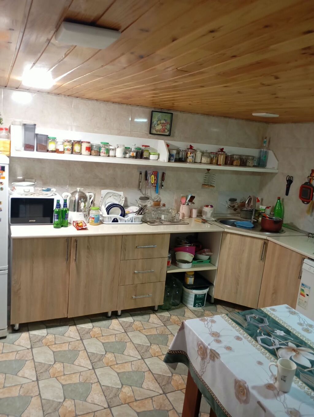 Yeni Ramana qəsəbəsində 3 otaqlı həyət evi kirayə verilir — Bağ mobilyaları, Bakı (5)