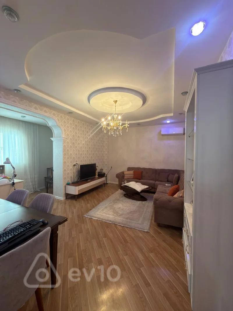 3 otaqlı mənzil, 62 m², 28 may — Bakı