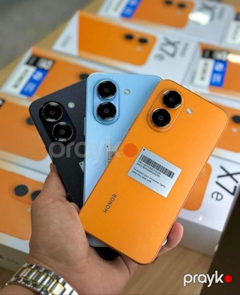 Honor x7e 6/256 540azn ədv var qiymətlər nəğd satış qiymətləridir — Bakı