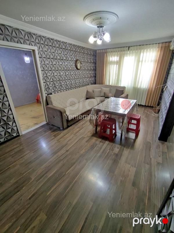Satılır 2 otaqlı Bina evi menzil (Köhnə tikili), 45 m², 4-cü mikrorayon — Mənzil, Sumqayıt (4)
