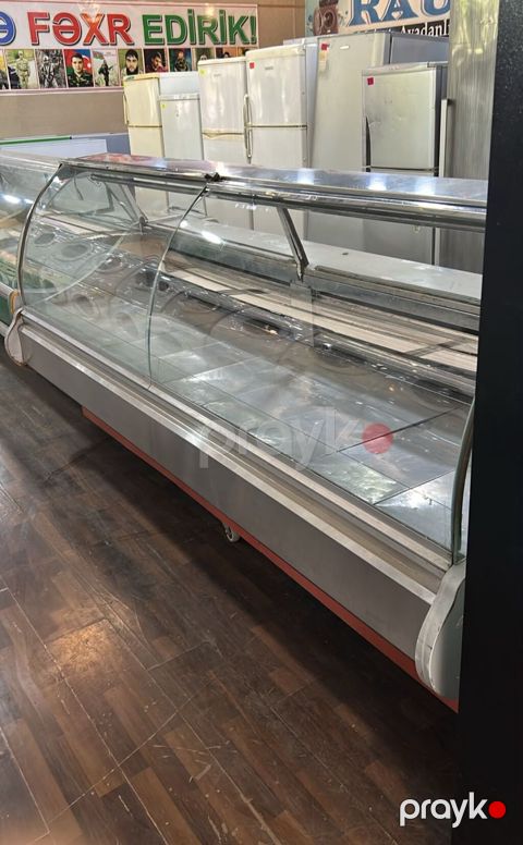 Uzun tipli soyuducu vitrin (market/butcher/delis üçün) - Şüşə önlü — Digah