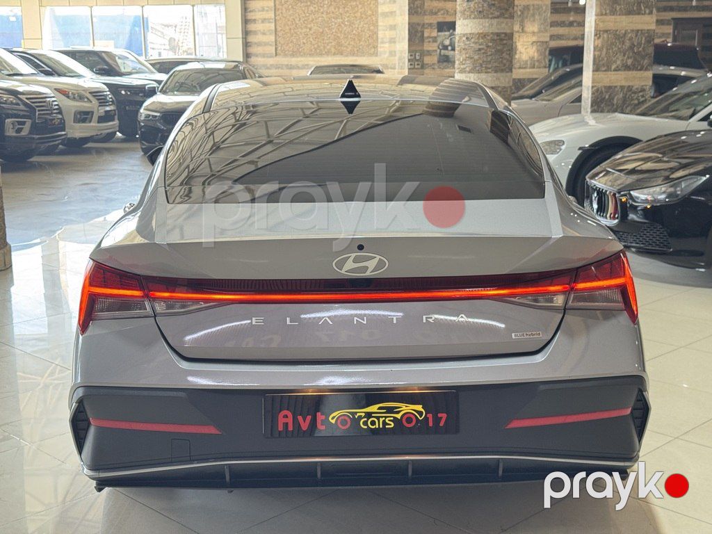 Hyundai Elantra, 1.6 L, 1.32 kWh, 2025 il, 11 900 km — Avtomobillər, Bakı (9)
