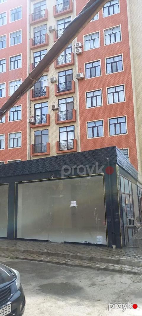 Satılır obyekt 100 m² — Bakı