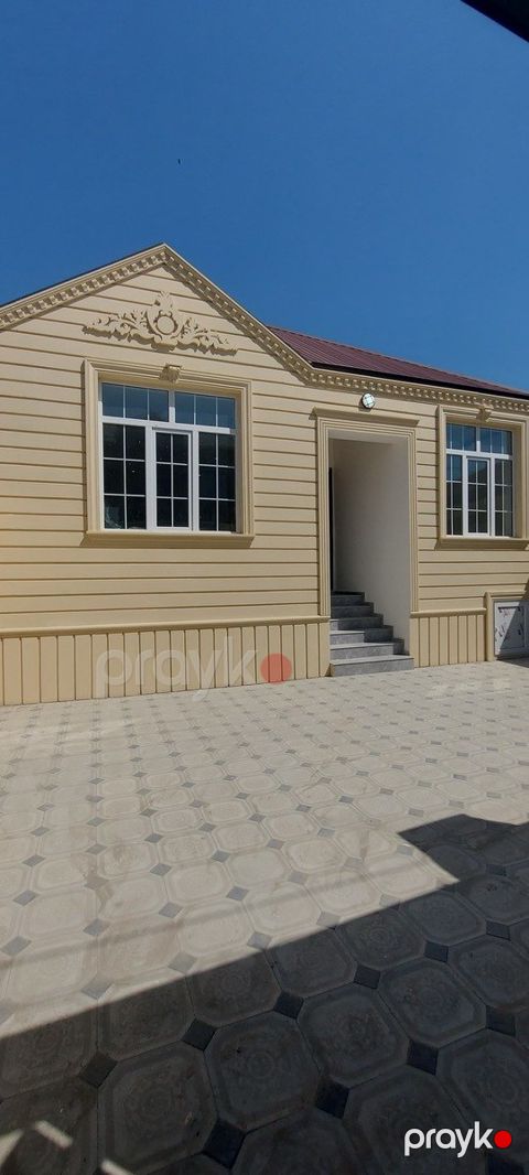 Satılır 4 otaqlı həyət evi/bağ evi 100 m² — Bakı