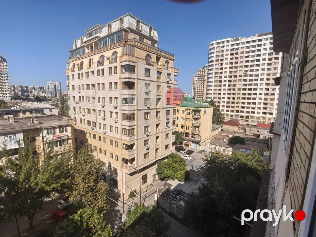 Satılır 2 otaqlı köhnə tikili 65 m² — Mənzil, Bakı (9)