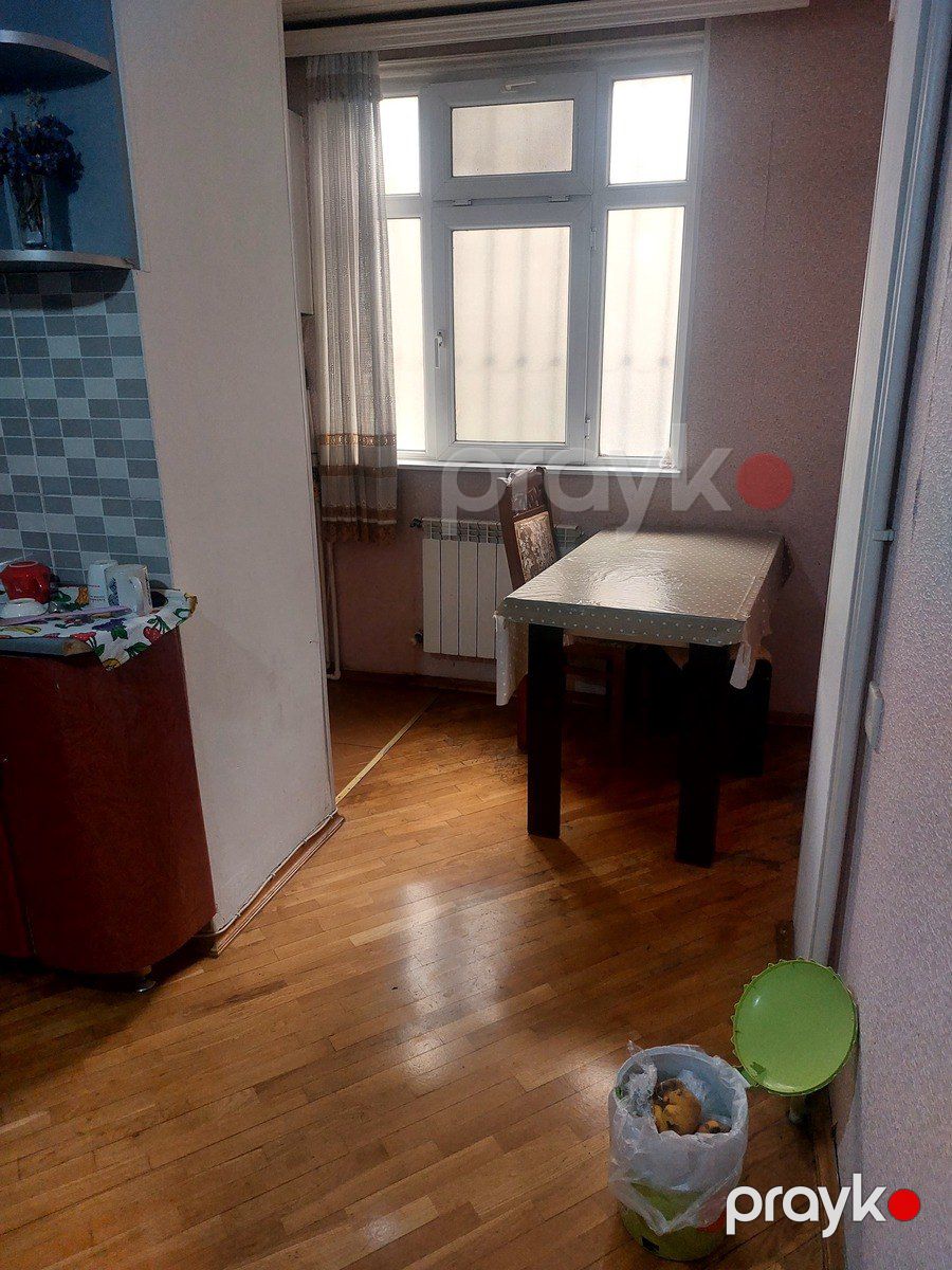 Satılır 2 otaqlı köhnə tikili 70 m² — Mənzil, Bakı (5)