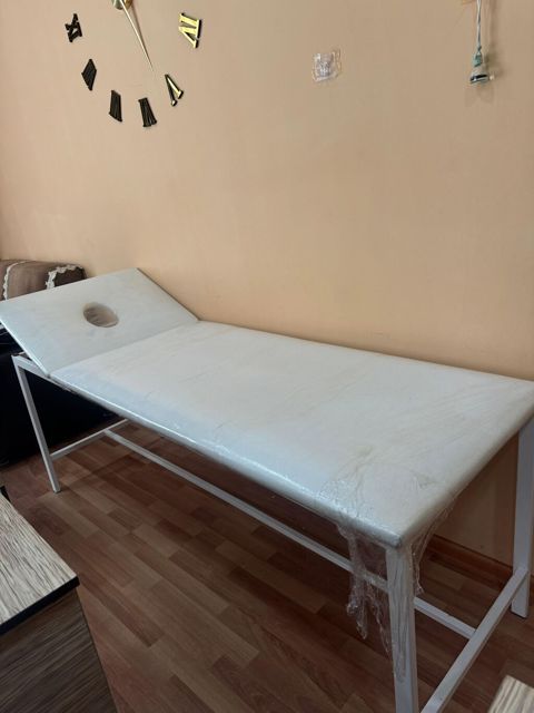 60 man(Xırdalan) Kusetqa satılır.Sifarişlə yığılıb. Möhkəmdir. Vpp — Aytac — Salon mebelləri